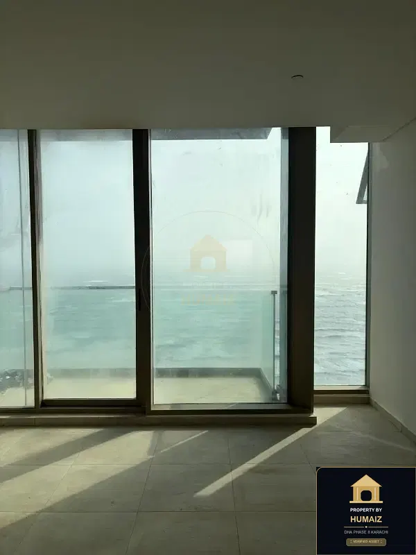 2-Bedroom Luxury Apartment (Sea Facing, 2 Bath, Suite 7) at Emaar Oceanfront For Sale in DHA Phase 8 Karachi — Photograph 17