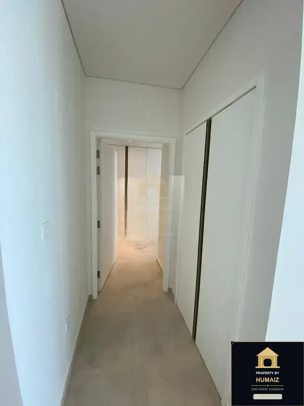 2-Bedroom Luxury Apartment (Sea Facing, 3 Bath, Suite 16) at The Views For Sale in DHA Phase 8 Karachi — Photograph 4