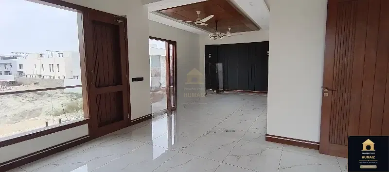 500 Sq. Yd. 7-Bedroom Luxury Villa (Basement, 6 Bath, Residence 3) in DHA Phase 8 For Sale in DHA Phase 8 Karachi — Photograph 25