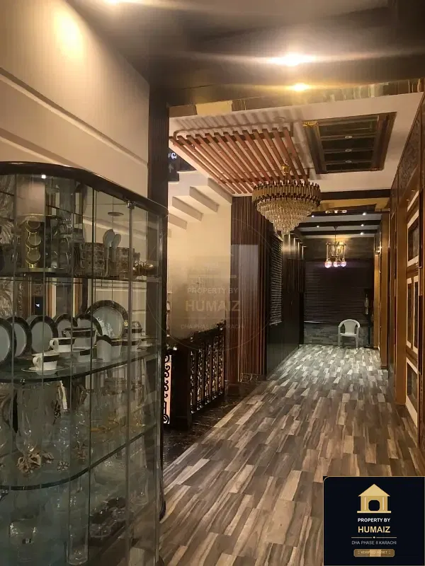 1,000 Sq. Yd. 7-Bedroom Luxury Villa (Basement, 6 Bath, Residence 9) in DHA Phase 8 For Sale in DHA Phase 8 Karachi — Photograph 23