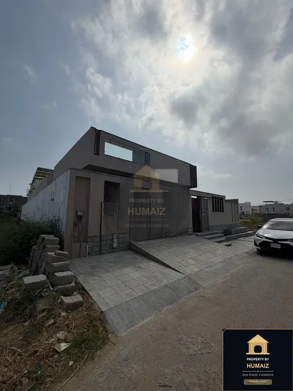 500 Sq. Yd. 3-Bedroom Luxury Villa in Zone A For Rent in DHA Phase 8 Karachi — Photograph 3