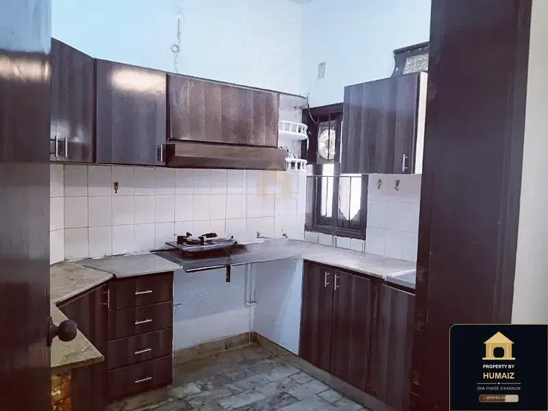 3-Bedroom Upper/Lower Portion (4 Bath, Unit 69) in DHA Phase 8 For Rent in DHA Phase 8 Karachi — Photograph 2
