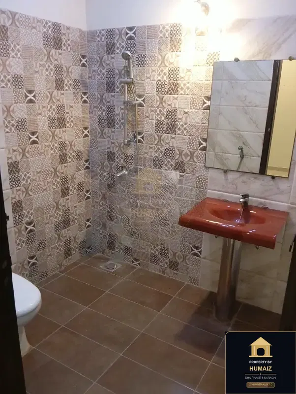 120 Sq. Yd. 4-Bedroom Luxury Villa (Basement, 5 Bath, Residence 3) in DHA Phase 8 For Rent in DHA Phase 8 Karachi — Photograph 2