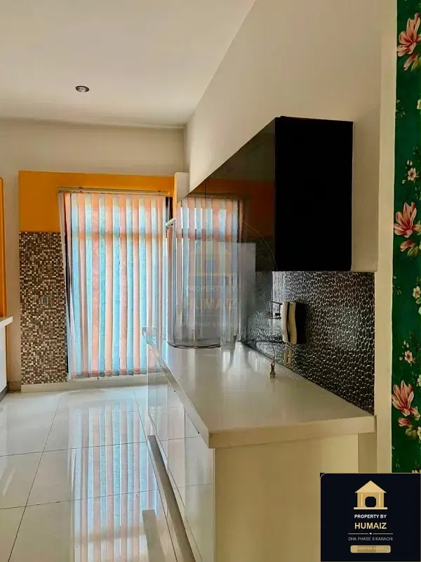 500 Sq. Yd. Architectural Villa in DHA Phase 8 For Rent in DHA Phase 8 Karachi — Photograph 2