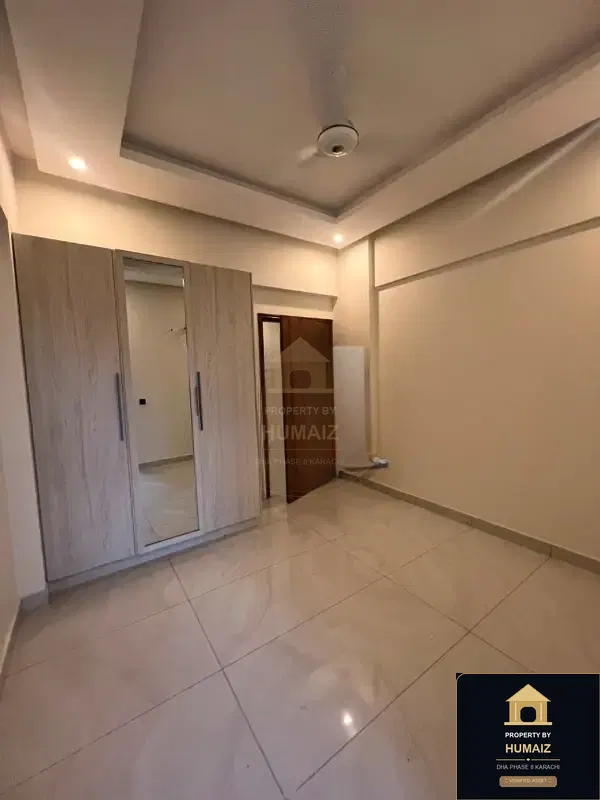3-Bedroom Luxury Apartment (Corner, 3 Bath, Suite 34) on Al-Murtaza Commercial For Sale in DHA Phase 8 Karachi — Photograph 3