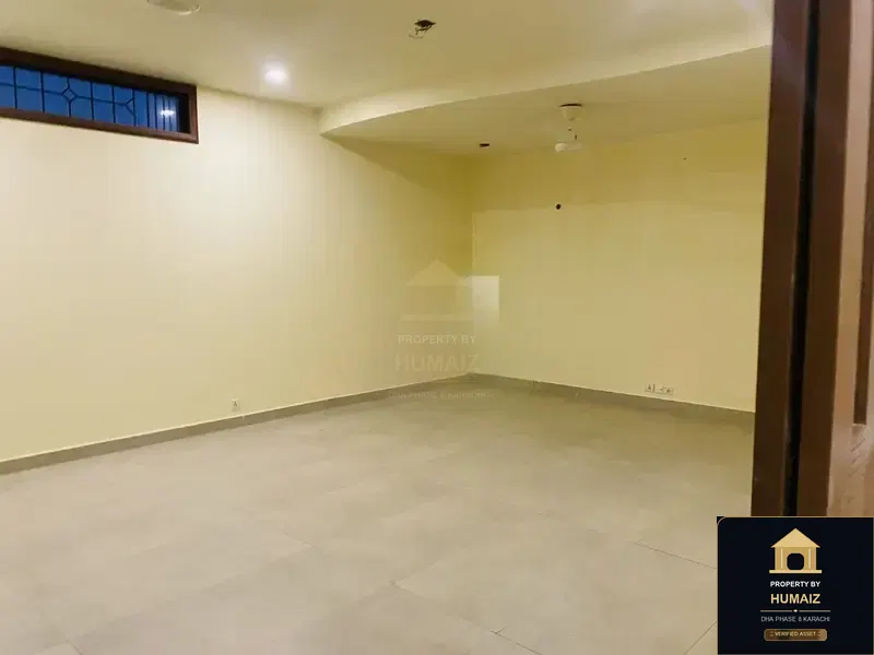 666 Sq. Yd. 6-Bedroom Luxury Villa (Basement, 7 Bath, Residence 1) in DHA Phase 8 For Rent in DHA Phase 8 Karachi — Photograph 17