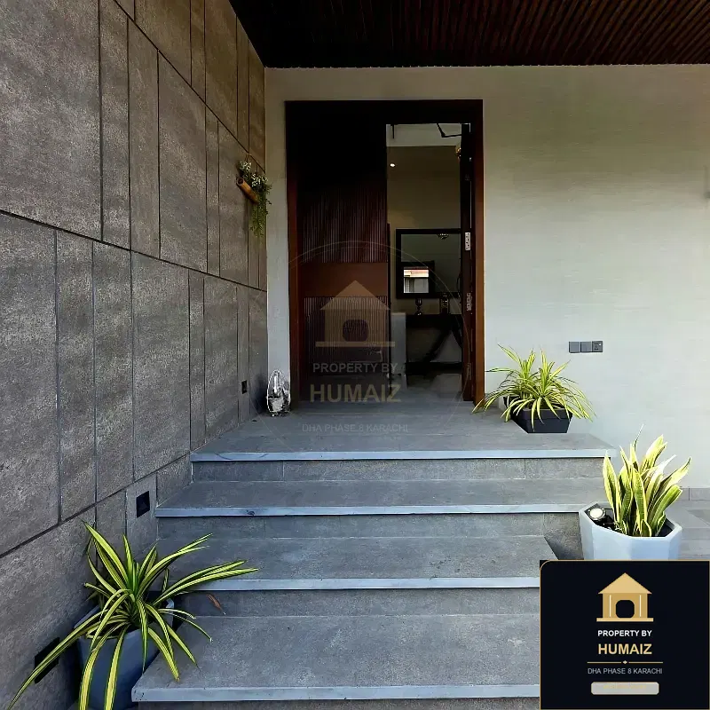 500 Sq. Yd. 6-Bedroom Luxury Villa (Basement, 6 Bath, Residence 4) on Zulfiqar Commercial For Sale in DHA Phase 8 Karachi — Photograph 16