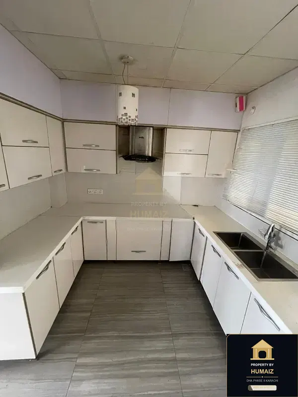 5-Bed Luxury Penthouse (Penthouse, 5 Bath, Suite 1) at Creek Vistas For Rent in DHA Phase 8 Karachi — Photograph 18