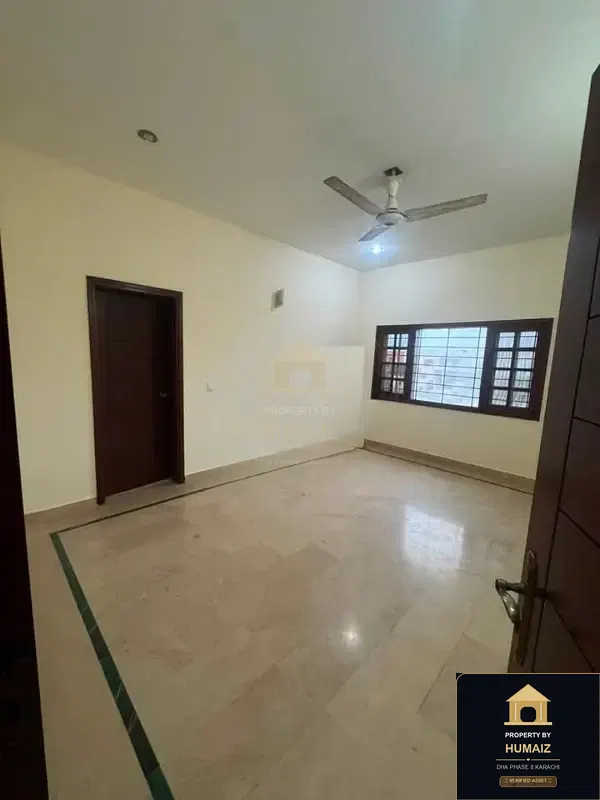 3-Bedroom Upper/Lower Portion (3 Bath, Unit 94) in DHA Phase 8 For Rent in DHA Phase 8 Karachi — Photograph 7