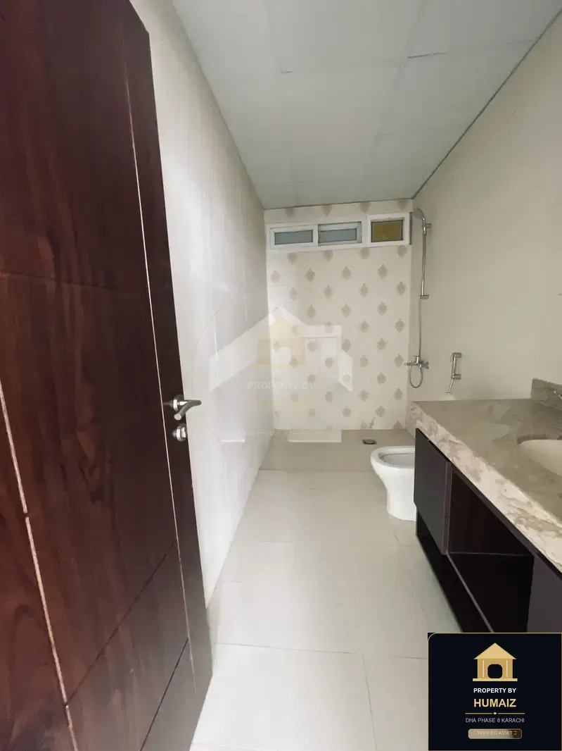 100 Sq. Yd. 4-Bedroom Luxury Villa (Basement, 4 Bath, Residence 8) in DHA Phase 8 For Sale in DHA Phase 8 Karachi — Photograph 8