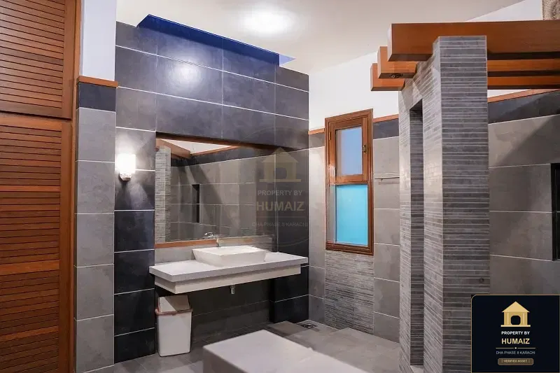 300 Sq. Yd. 5-Bedroom Luxury Villa (5 Bath, Residence 7) in DHA Phase 8 For Sale in DHA Phase 8 Karachi — Photograph 9