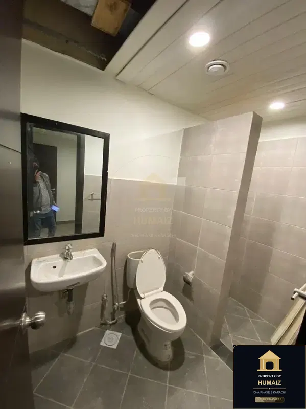 4-Bedroom Luxury Apartment (Private Pool, 5 Bath, Suite 4) at Tower A For Sale in DHA Phase 8 Karachi — Photograph 13