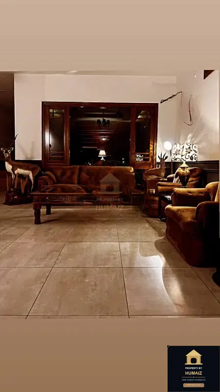 500 Sq. Yd. 6-Bedroom Luxury Villa (Basement, 7 Bath, Residence 11) in DHA Phase 8 For Sale in DHA Phase 8 Karachi — Photograph 11