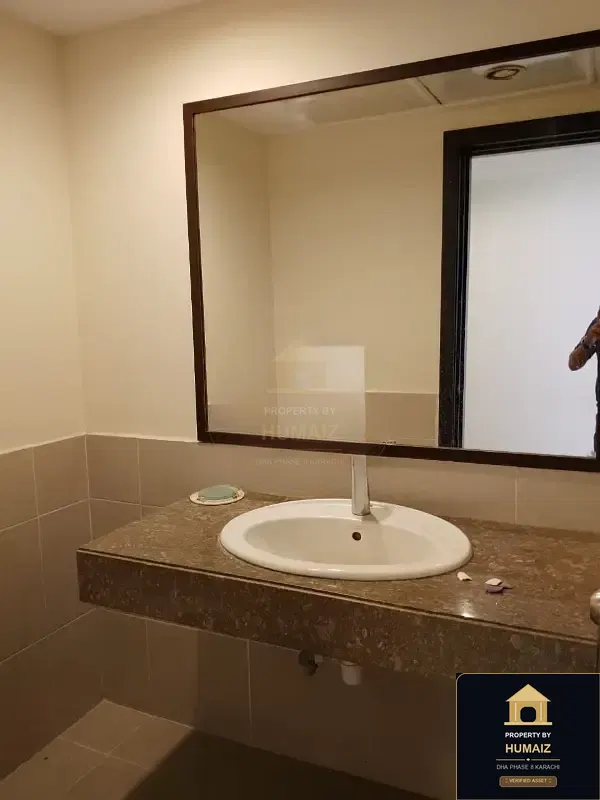 4-Bedroom Luxury Apartment (5 Bath, Suite 5) at Coral Towers For Rent in DHA Phase 8 Karachi — Photograph 6