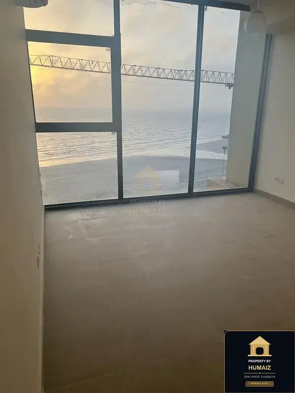 1-Bedroom Luxury Apartment (Sea Facing, 1 Bath, Suite 1) at Coral Towers For Rent in DHA Phase 8 Karachi — Photograph 2