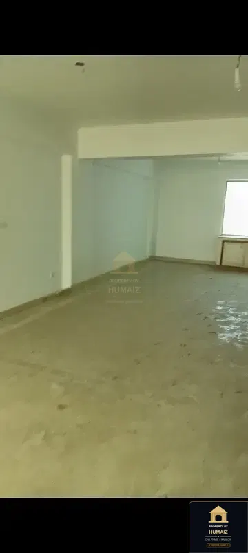 111 Sq. Yd. Corporate Office Space (Unit 2) in DHA Phase 8 For Sale in DHA Phase 8 Karachi — Photograph 4
