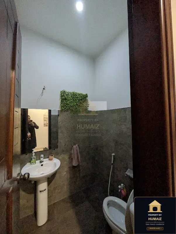 3-Bedroom Upper/Lower Portion (West Open, 3 Bath, Unit 2) on Khayaban-e-Iqbal For Rent in DHA Phase 8 Karachi — Photograph 11