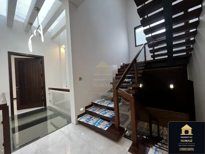 500 Sq. Yd. 6-Bedroom Luxury Villa (West Open, 6 Bath, Residence 7) in DHA Phase 8 For Sale in DHA Phase 8 Karachi — Photograph 17