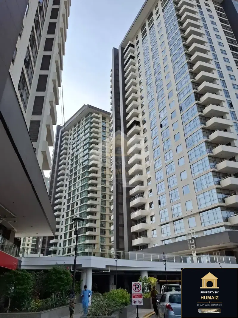 133 Sq. Yd. Commercial Retail Shop (Unit 1) at Pearl Towers For Rent in DHA Phase 8 Karachi — Photograph 2