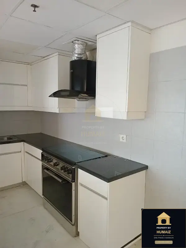 2-Bed Luxury Penthouse (Sea Facing, 4 Bath, Suite 2) at Reef Towers For Rent in DHA Phase 8 Karachi — Photograph 3