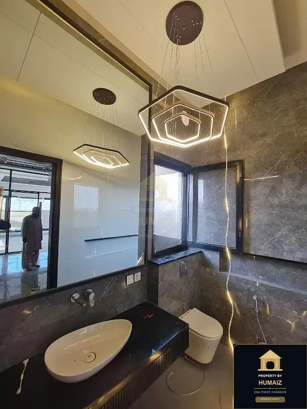 500 Sq. Yd. 6-Bedroom Luxury Villa (Private Pool, 7 Bath, Residence 11) in DHA Phase 8 For Rent in DHA Phase 8 Karachi — Photograph 9