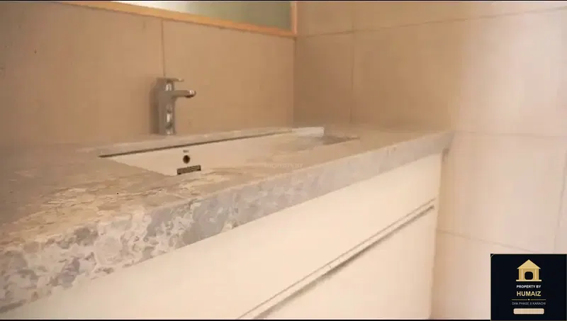 4-Bedroom Luxury Apartment (Sea Facing, 4 Bath, Suite 4) at The Views For Sale in DHA Phase 8 Karachi — Photograph 20