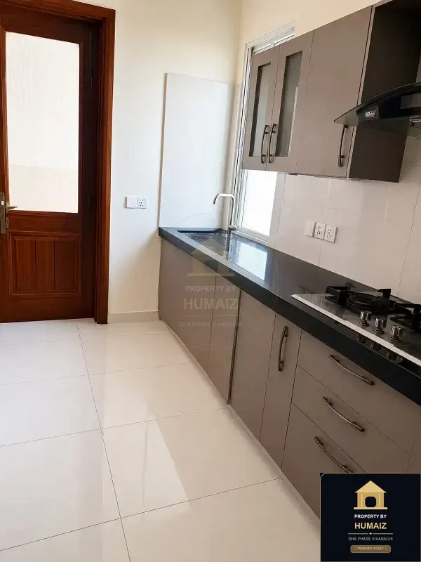 3-Bedroom Upper/Lower Portion (West Open, 4 Bath, Unit 29) in DHA Phase 8 For Rent in DHA Phase 8 Karachi — Photograph 4