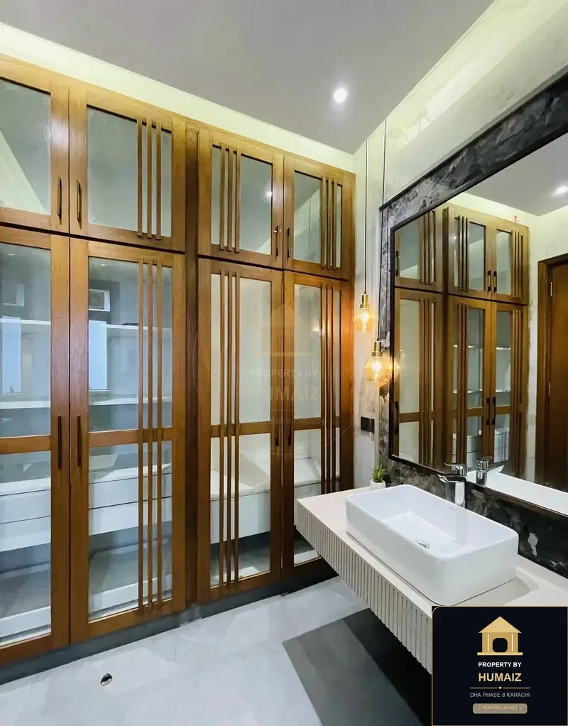 500 Sq. Yd. 6-Bedroom Luxury Villa (West Open, 6 Bath, Residence 105) in DHA Phase 8 For Sale in DHA Phase 8 Karachi — Photograph 11