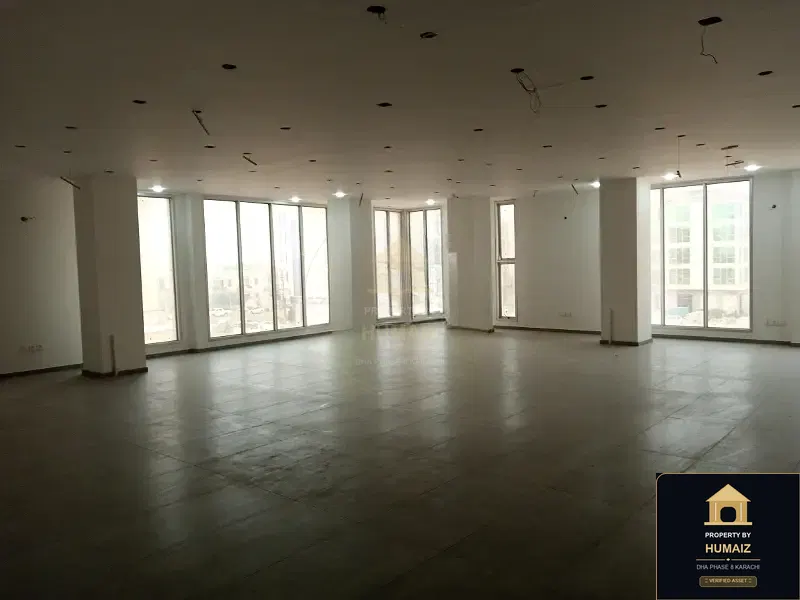 200 Sq. Yd. Commercial Building (Corner, 5 Bath, Unit 1) in DHA Phase 8 For Rent in DHA Phase 8 Karachi — Photograph 18