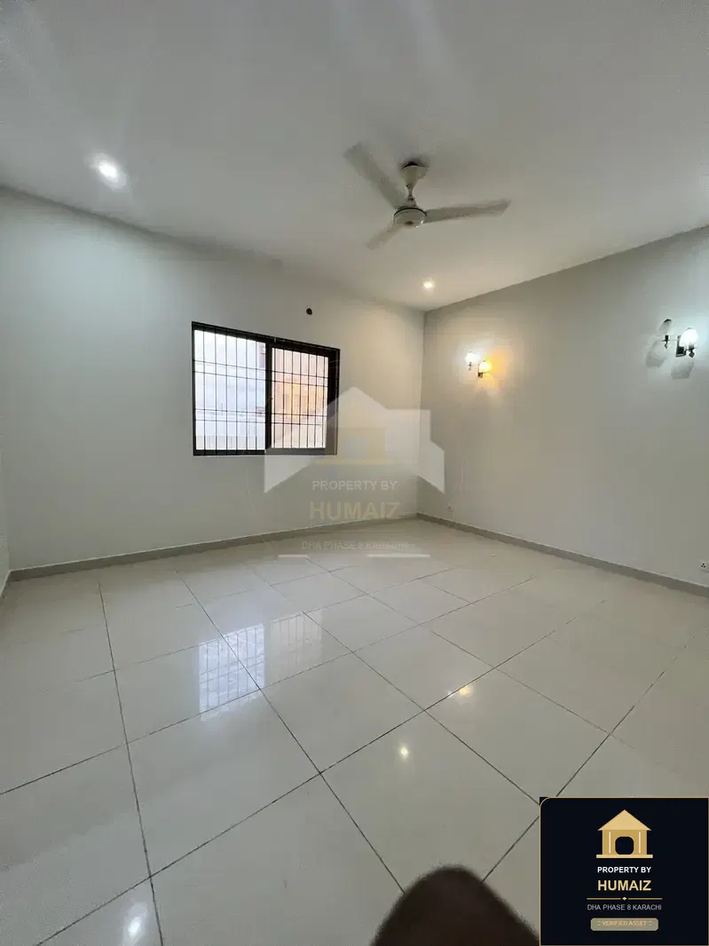 3-Bedroom Upper/Lower Portion (4 Bath, Unit 93) in DHA Phase 8 For Rent in DHA Phase 8 Karachi — Photograph 2
