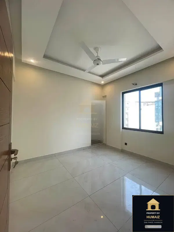 3-Bedroom Luxury Apartment (Corner, 3 Bath, Suite 12) on Al-Murtaza Commercial For Rent in DHA Phase 8 Karachi — Photograph 4