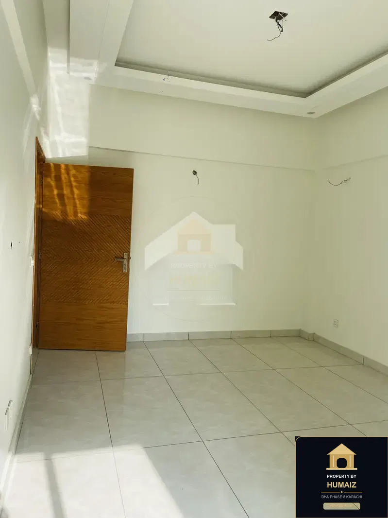 3-Bedroom Luxury Apartment (Brand New, 4 Bath, Suite 4) on Al-Murtaza Commercial For Sale in DHA Phase 8 Karachi — Photograph 15