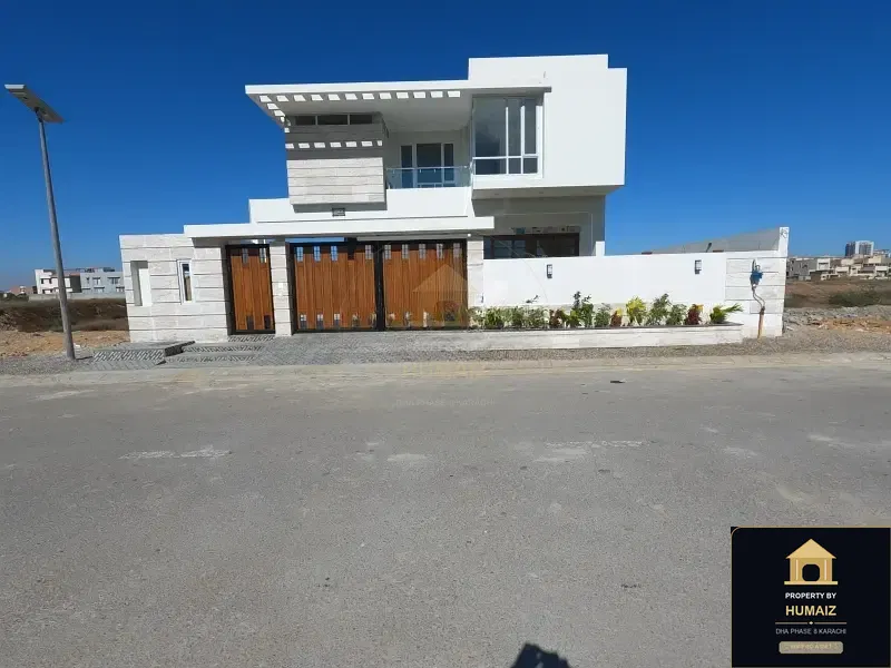 666 Sq. Yd. 6-Bedroom Luxury Villa (Private Pool, 6 Bath, Residence 1) in Khayaban-e-Tipu Sultan For Sale in DHA Phase 8 Karachi — Photograph 3