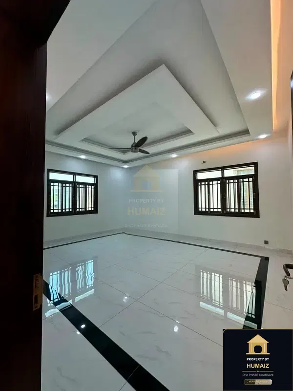 666 Sq. Yd. 5-Bedroom Luxury Villa on Khayaban-e-Ittehad For Sale in DHA Phase 8 Karachi — Photograph 13