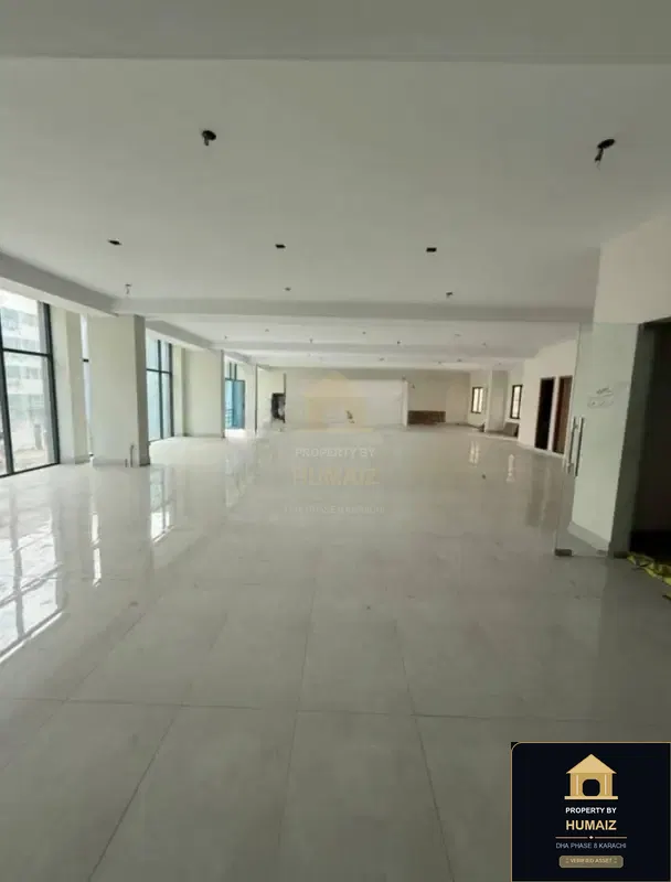 444 Sq. Yd. Corporate Office Space (2 Bath, Unit 3) in DHA Phase 8 For Rent in DHA Phase 8 Karachi — Photograph 5