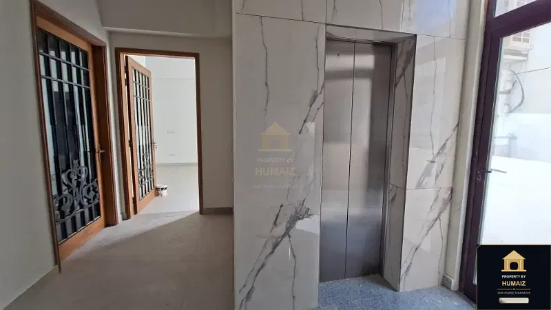 89 Sq. Yd. Corporate Office Space on Al-Murtaza Commercial For Rent in DHA Phase 8 Karachi — Photograph 10