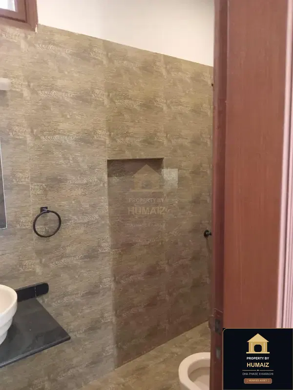 2-Bedroom Upper/Lower Portion (Basement, 2 Bath, Unit 9) in DHA Phase 8 For Rent in DHA Phase 8 Karachi — Photograph 11