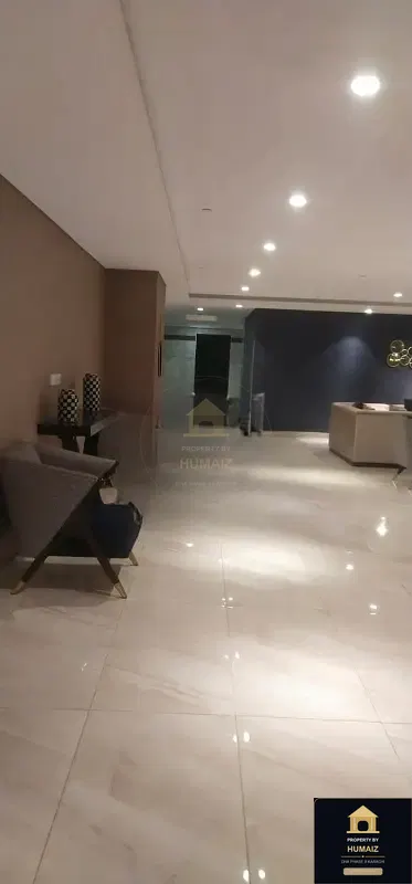 4-Bedroom Luxury Apartment (Sea Facing, 5 Bath, Suite 5) at Pearl Towers For Rent in DHA Phase 8 Karachi — Photograph 7