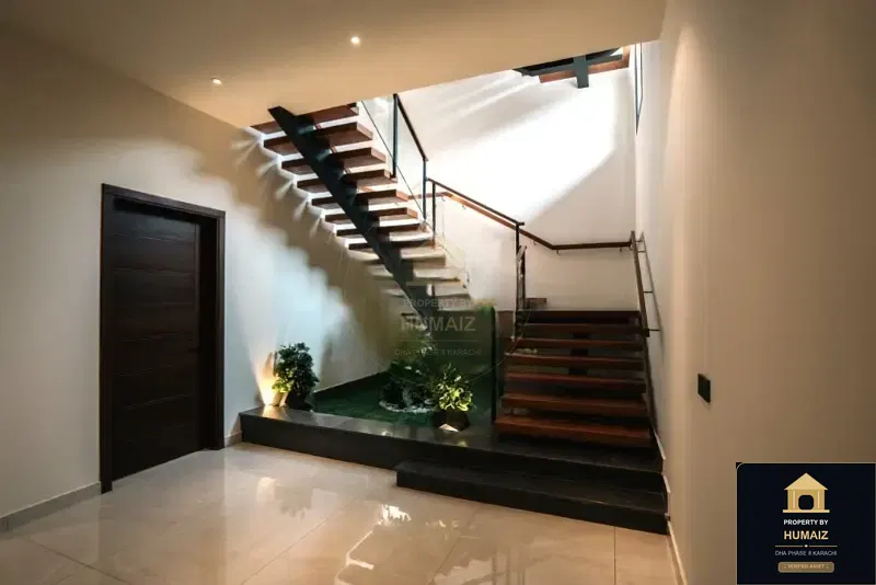 500 Sq. Yd. 6-Bedroom Luxury Villa (Basement, 7 Bath, Residence 24) in DHA Phase 8 For Sale in DHA Phase 8 Karachi — Photograph 21