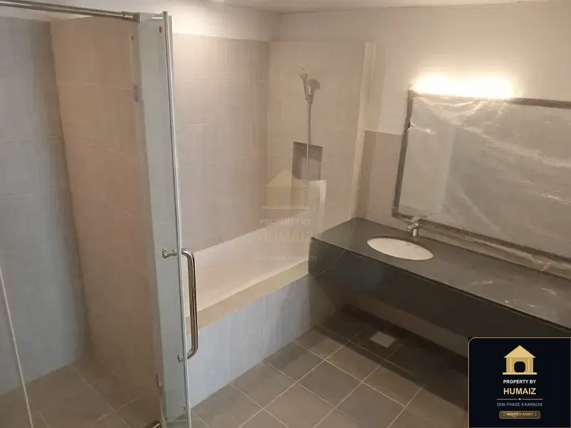 2-Bed Luxury Penthouse (Penthouse, 4 Bath, Suite 4) at Reef Towers For Rent in DHA Phase 8 Karachi — Photograph 13