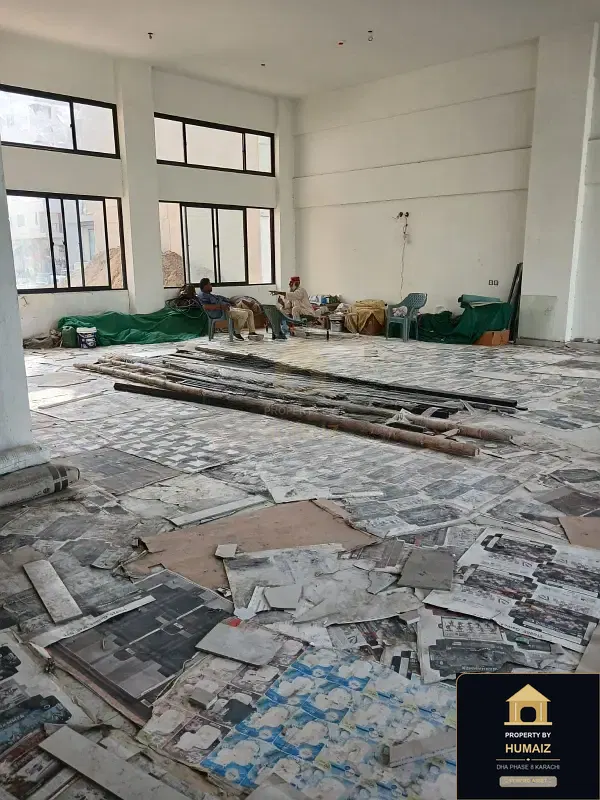 200 Sq. Yd. Commercial Building (Basement, Unit 18) on Al-Murtaza Commercial For Rent in DHA Phase 8 Karachi — Photograph 12