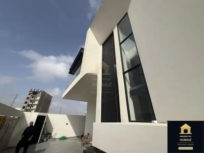 500 Sq. Yd. 5-Bedroom Luxury Villa (Private Pool, 5 Bath, Residence 40) in DHA Phase 8 For Sale in DHA Phase 8 Karachi — Photograph 17