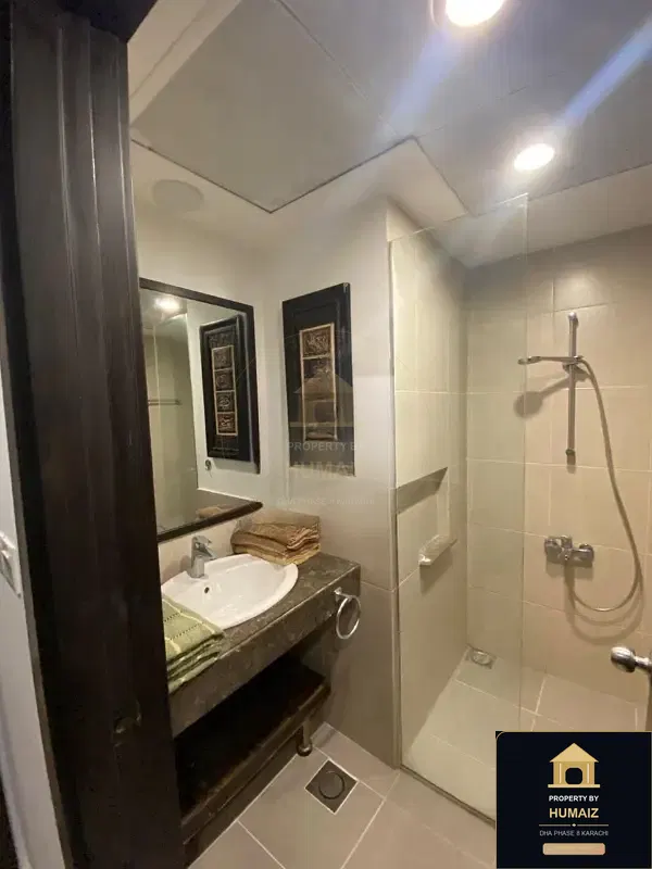 2-Bedroom Luxury Apartment (Sea Facing, 3 Bath, Suite 6) at Coral Towers For Rent in DHA Phase 8 Karachi — Photograph 7