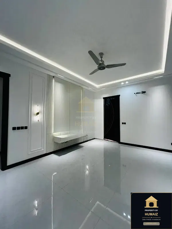 500 Sq. Yd. 5-Bedroom Luxury Villa (Basement, 6 Bath, Residence 26) in DHA Phase 8 For Rent in DHA Phase 8 Karachi — Photograph 11