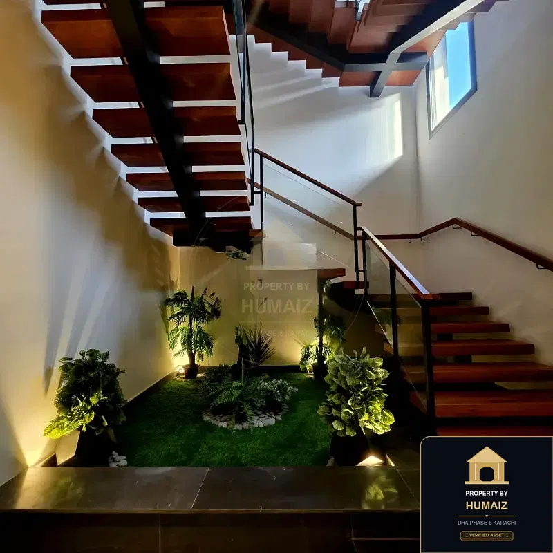 500 Sq. Yd. 6-Bedroom Luxury Villa (Basement, 7 Bath, Residence 10) in Zone A For Sale in DHA Phase 8 Karachi — Photograph 3