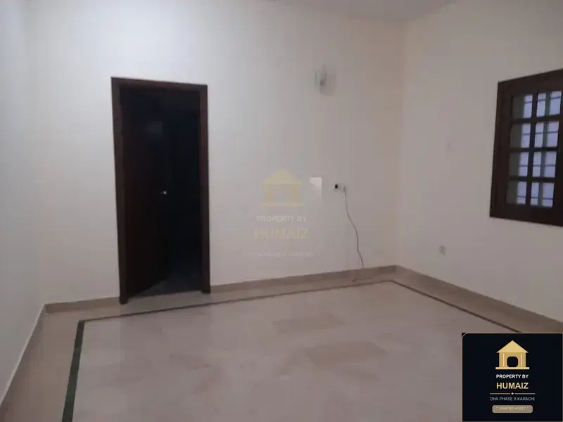 3-Bedroom Upper/Lower Portion (3 Bath, Unit 3) in Zone A For Rent in DHA Phase 8 Karachi — Photograph 12