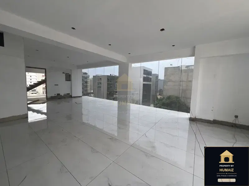100 Sq. Yd. Commercial Building (Corner, Unit 6) on Zulfiqar Commercial For Rent in DHA Phase 8 Karachi — Photograph 5