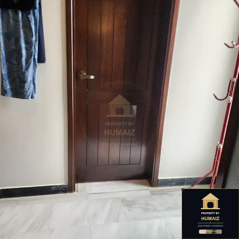 500 Sq. Yd. 6-Bedroom Luxury Villa (West Open, 6 Bath, Residence 5) in Zone B For Sale in DHA Phase 8 Karachi — Photograph 9