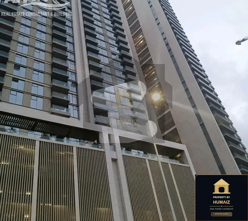 3-Bedroom Luxury Apartment (Sea Facing, 5 Bath, Suite 41) at The Views For Rent in DHA Phase 8 Karachi — Photograph 13