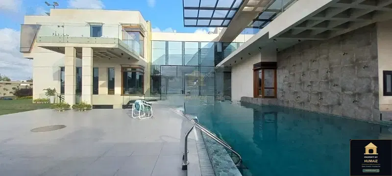 2,000 Sq. Yd. 8-Bedroom Luxury Villa (Private Pool, 7 Bath, Residence 3) in DHA Phase 8 For Sale in DHA Phase 8 Karachi — Photograph 23